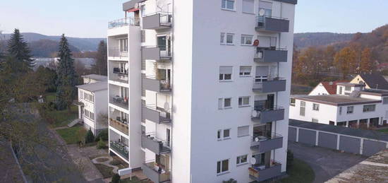 Gut geschnittene 3-Zimmer-Wohnung mit Aussicht in BREUBERG