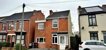 3 bedroom detached house