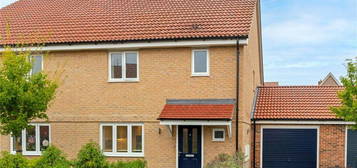 3 bedroom semi-detached house for sale