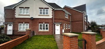 3 bedroom semi-detached house to rent