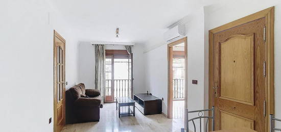 Piso de alquiler en Residencial Triana - Barrio Alto