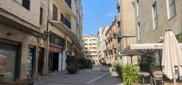 Piso de alquiler en Carrer de Les Hortes, Centre - Barri Vell