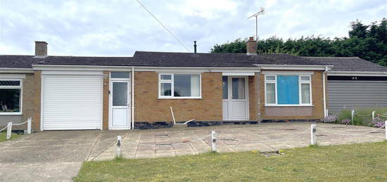 3 bed semi-detached bungalow for sale