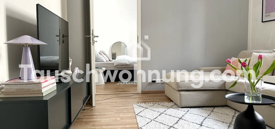 Tauschwohnung: Wunderschöner 2 Zi. Altbau mit Balkon gegen mind. 3 Zi.