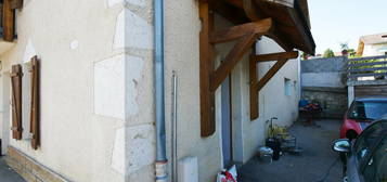 Lot de deux appartements situés en coeur de village à Lovagn
