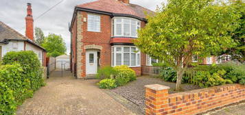 3 bedroom semi-detached house