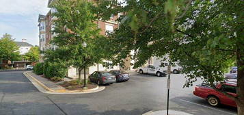 205 Meeting House Station Sq Apt 407, Herndon, VA 20170