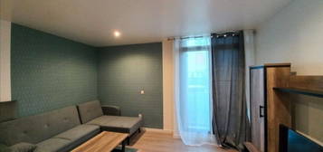 Grand studio meublé proche Paris 24m2