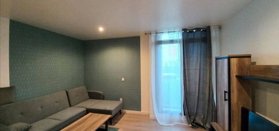 Grand studio meublé proche Paris 24m2