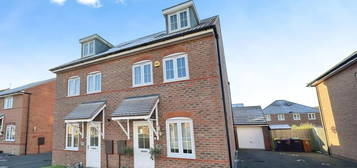 4 bedroom semi-detached house for sale