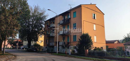 Appartamento a Budrio Via Adelio Cavazza 3 locali