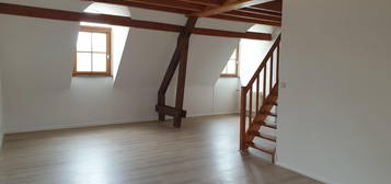 Location appartement 5 pièces 97 m²