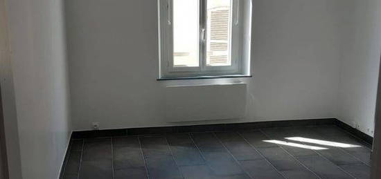 Studio 1 pièce 25 m²