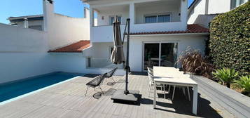 Moradia luxuosa com piscina para alugar - Cascais