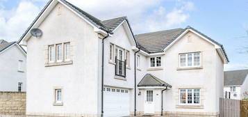 5 bed detached house for sale