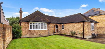 3 bedroom detached bungalow for sale