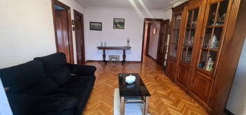 Piso en venta en calle de Rodrigo Rebolledo, 11