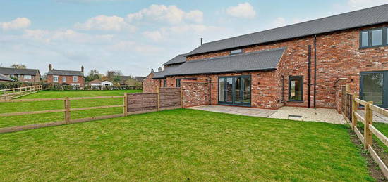 2 bedroom barn conversion for sale