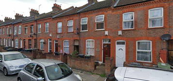 2 bedroom terraced house