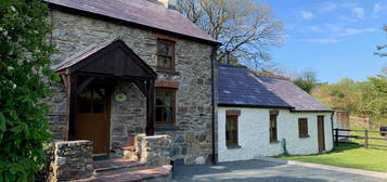 Cottage to rent in Dwrbach, Fishguard SA65