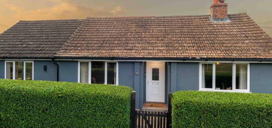 3 bedroom detached bungalow to rent