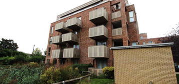 2 bed flat to rent