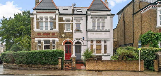 Flat for sale in Crown Road, St Margarets, Twickenham TW1