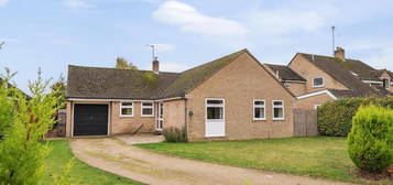 2 bed detached bungalow for sale