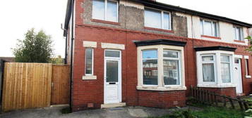 3 bedroom semi-detached house