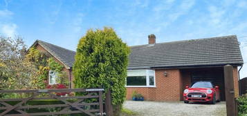 4 bedroom detached bungalow for sale