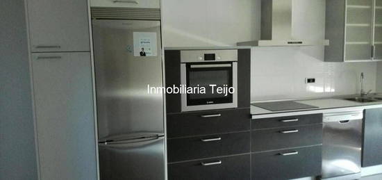 Apartamento en venta en A Malata - Catabois - Ciudad Jardín