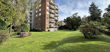 Flat to rent in Burton Road, Bransksome Park, Poole BH13