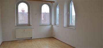 Topsanierte 2 Zimmer Wohnung auf 60m² in Nürnberg mit Parkett, EBK ohne Ablöse uvm.!
