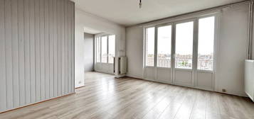 APPARTEMENT T4, 3 CHAMBRES