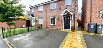 3 bedroom semi-detached house for sale