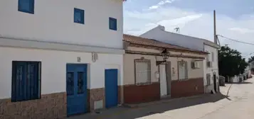 Casa adosada en calle de Granada, 1