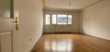 SATILIK REFET BELE MAHALLESN'DE 3+1 120 M2 ARA KAT DARE.