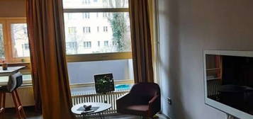 1 Furnished Studio Apartment near S-Bahn Halensee