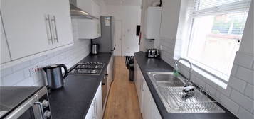 5 bed shared accommodation to rent