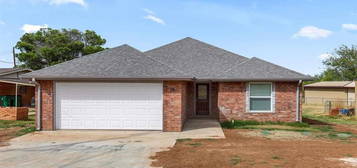 26 Cannan Dr, Wichita Falls, TX 76308