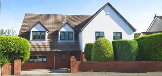 5 bed detached house for sale