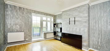 Flat for sale in Kingsbridge Circus, Romford RM3