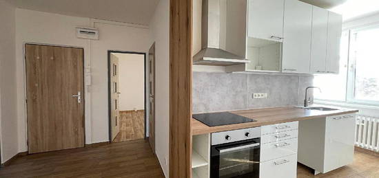 Pronájem bytu 3+1 63 m²