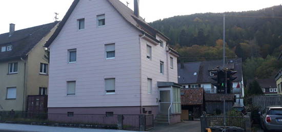 Schöne 3-Zimmer Wohnung in Calmbach