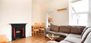 3 bedroom flat to rent