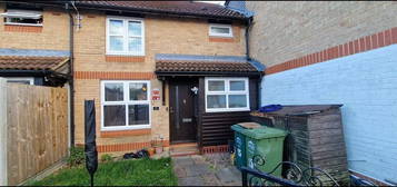 Terraced house to rent in The Green, Ashford, Surrey TW15