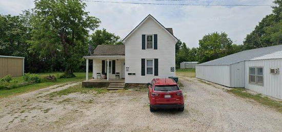 322 W Madison St, Bolivar, MO 65613