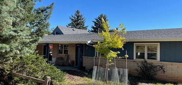 301 Clarksley Rd, Manitou Springs, CO 80829