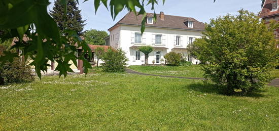 Vente maison 7 pièces 200 m²