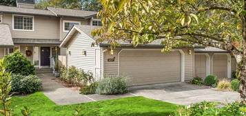 6517 113th Pl SE, Bellevue, WA 98006